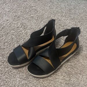 Black Women's Sandals
